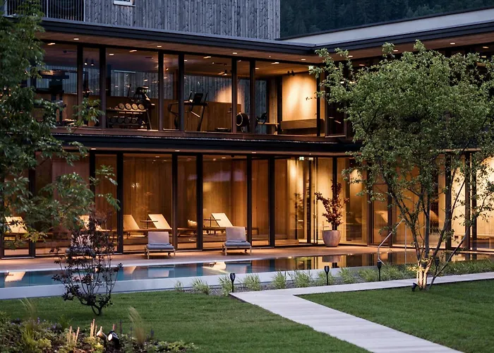 Zelloon Boutique Hotel